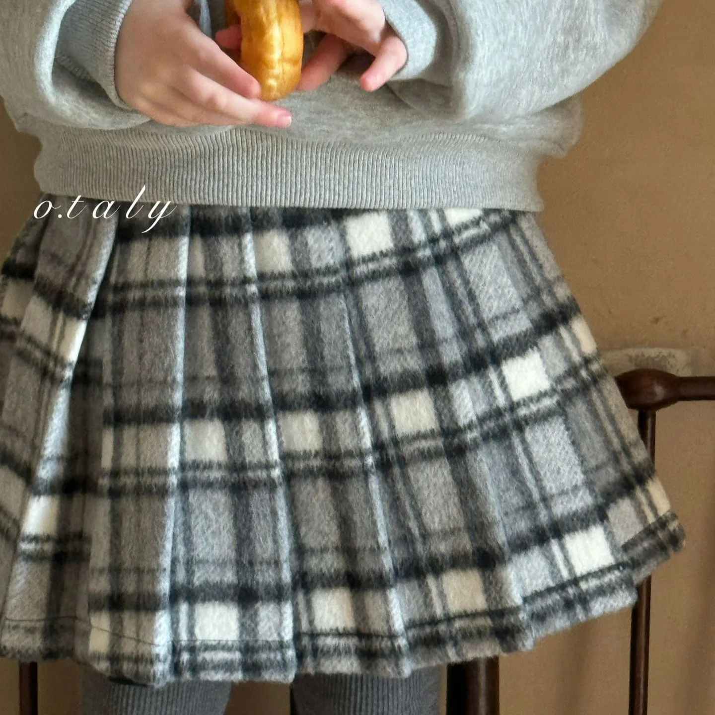 Girls Thick Grey Plaid Pleated Skirt 2024 Autumn and Winter New Children Fashion and Versatile Pleated Skirt