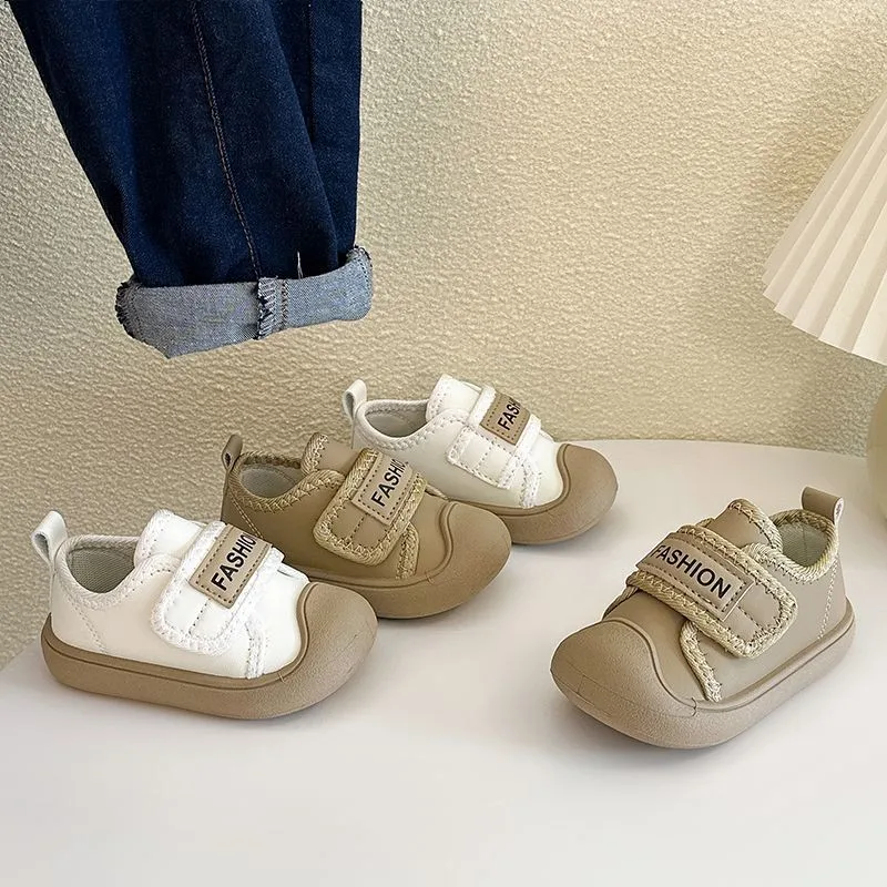 

Детские прогулочные туфли 2025 года, осенняя мода, новый стиль, противоскользящая обувь с мягкой подошвой для мальчиков и девочек от 1 до 2 лет