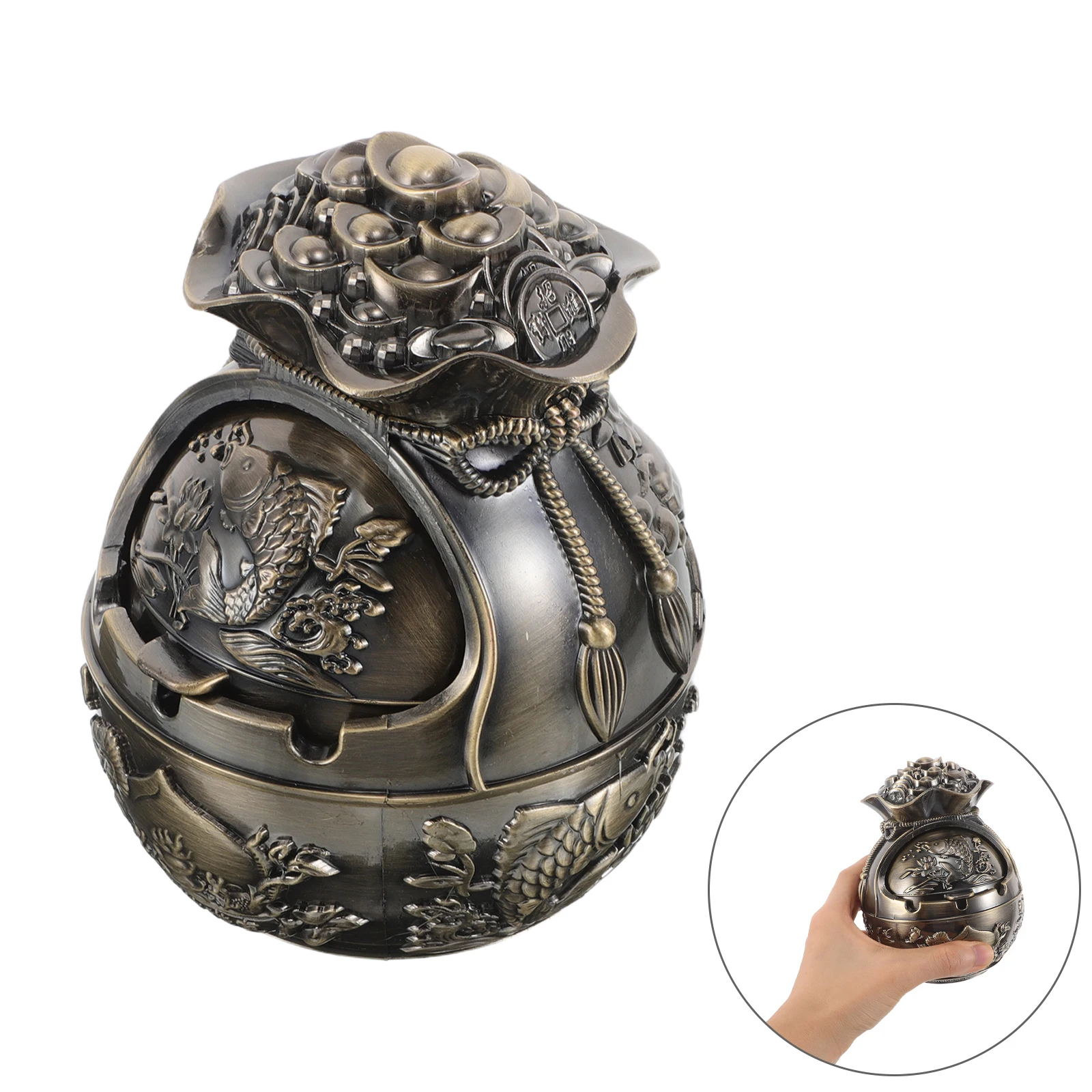 

Retro Ashtray Metal Manual Cigar Zinc Alloy for Outdoors Cigarette Container outside