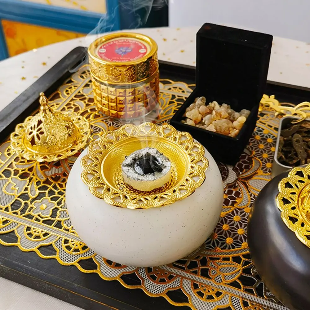 Portable Ceramic Incense Burner Golden Lid Arabian Dome Design Aromatherapy Censer Ornament Hollow Lid Bakhoor Holder Yoga Space