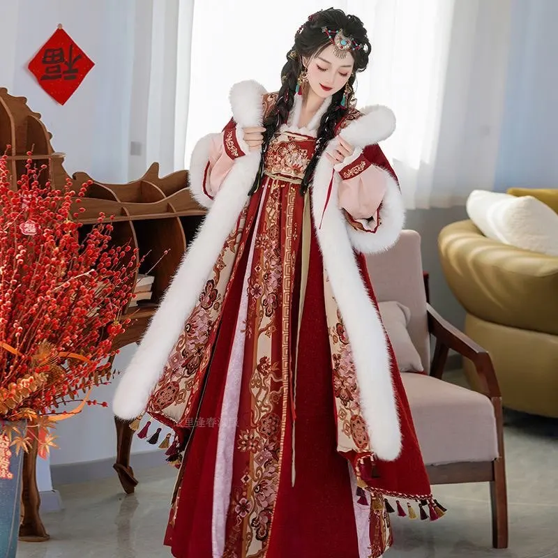 Damski zimowy chiński haftowany gruby ciepły czerwony strój Hanfu na Nowy Rok, komplety Hanfu, rozmiar plus size 3XL, kostium świąteczny oversize