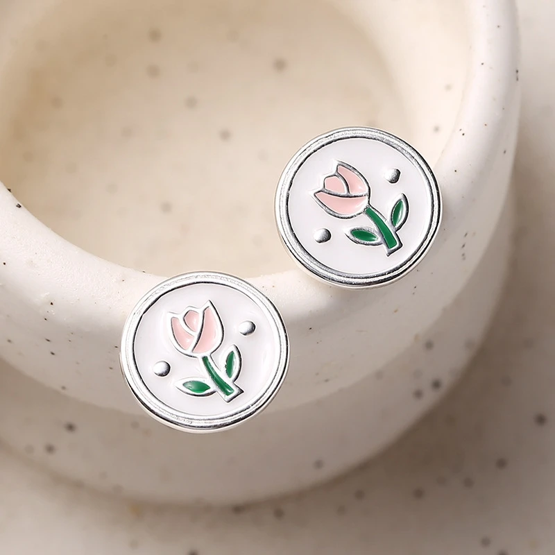 Simple Medallion Tulip Stud Earrings for Women Vintage Temperament Flowers Earrings Wedding Party Female Jewelry Accessories