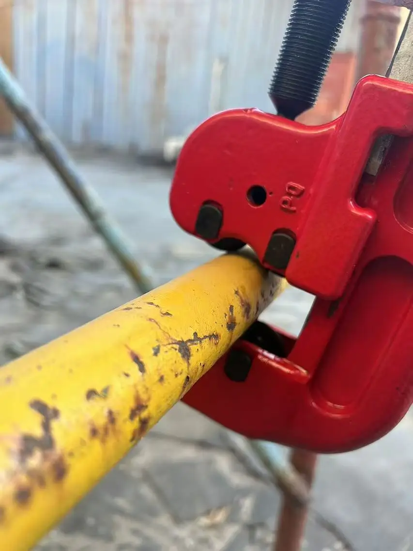 JuJing سعر المصنع H2S أداة قطع الأنابيب المفصلية 1 إلى 2 1/2 بوصة السباكة مماثلة لـ REED OEM للتخصيص