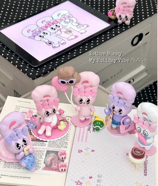 

Подлинная серия Esther Bunny Holiday Time, слепая коробка, милая фигурка, коллекция кукол, украшение для рабочего стола, модный тренд, подарок