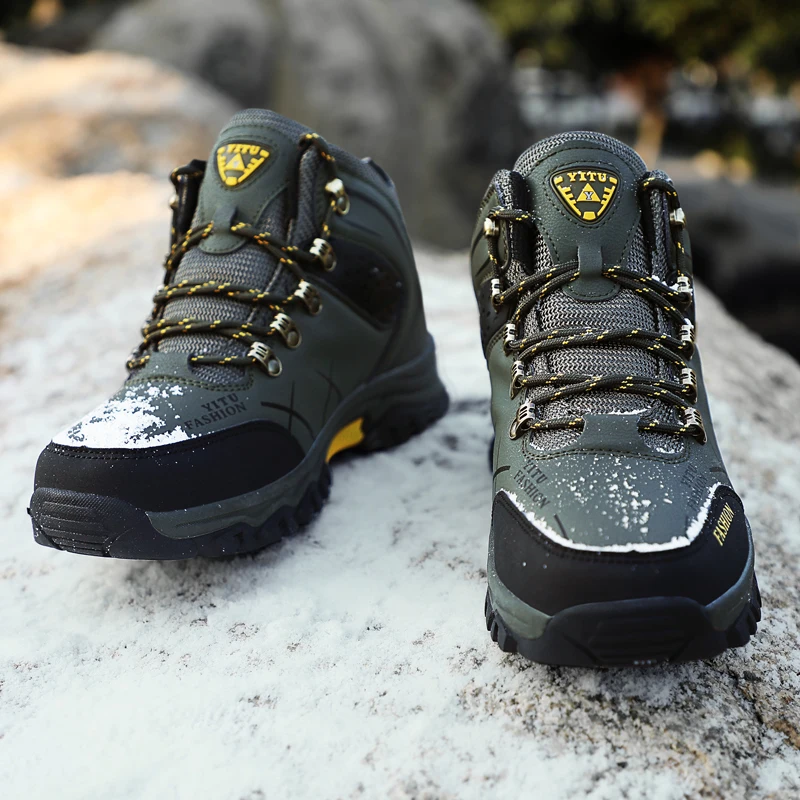 Waterproof Non-Slip Plush Hiking Shoes Men Boots New Winter Slippers Warm Men Shoes Male Tenis Shoe Boots Men Sneakers Winter