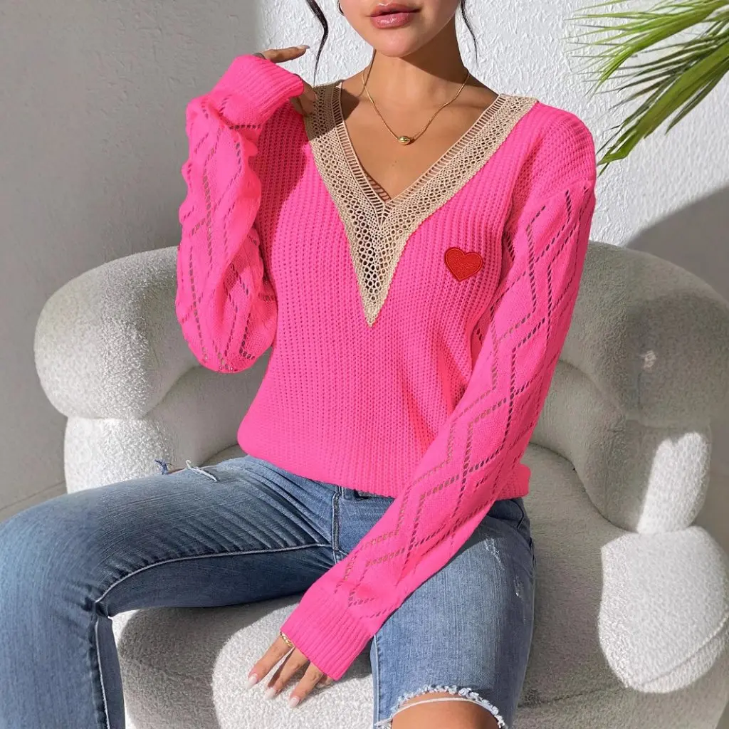 

Women's Lace Stitching V-neck Pullover Sweater European American Style Contrast Love Sticker Base Shirt Top