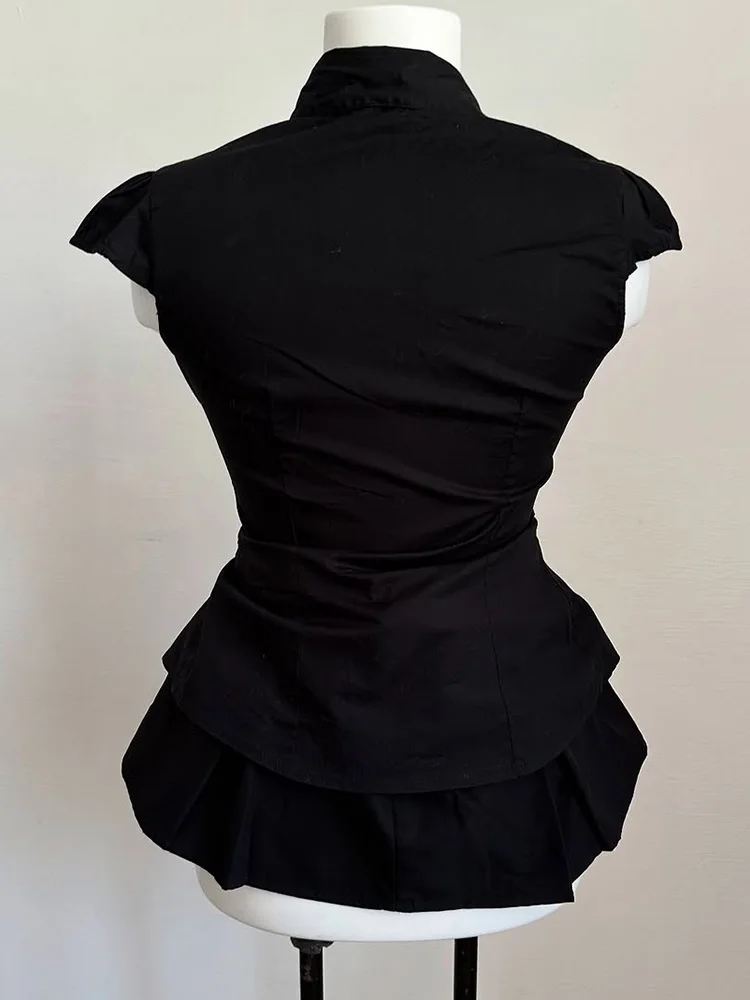 オリジナルでユニークなエレガントな黒の小さなトップス、スリムなウエストデザイン、美しいシャツ、若い女性の通勤スタイル、綿混紡