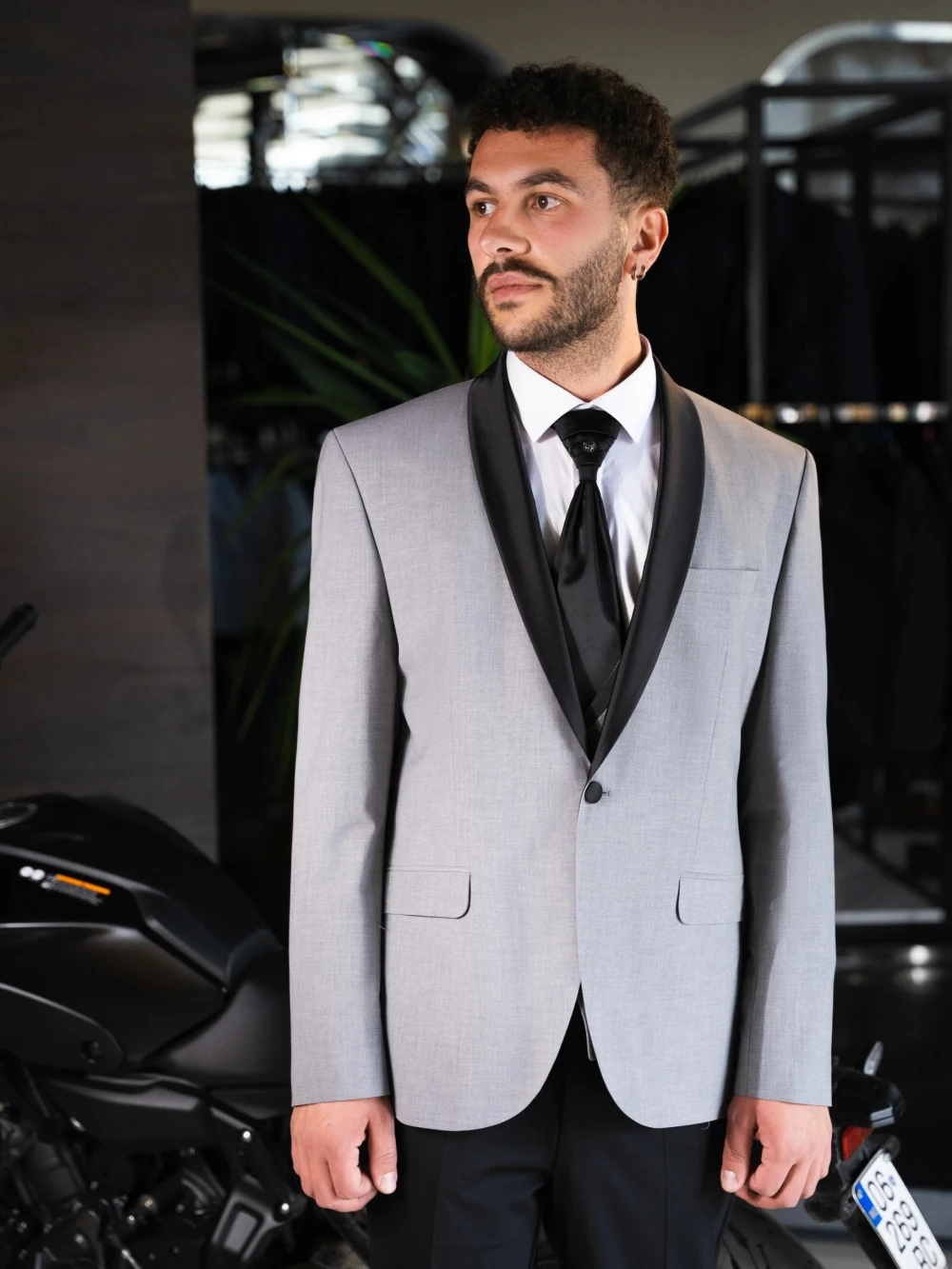 Customized Shawl Lapel Suit Set 2 Pieces Blazer Pants For Men Office Tuxedo Classy Single Breasted Men's Suit Improtant Occasion