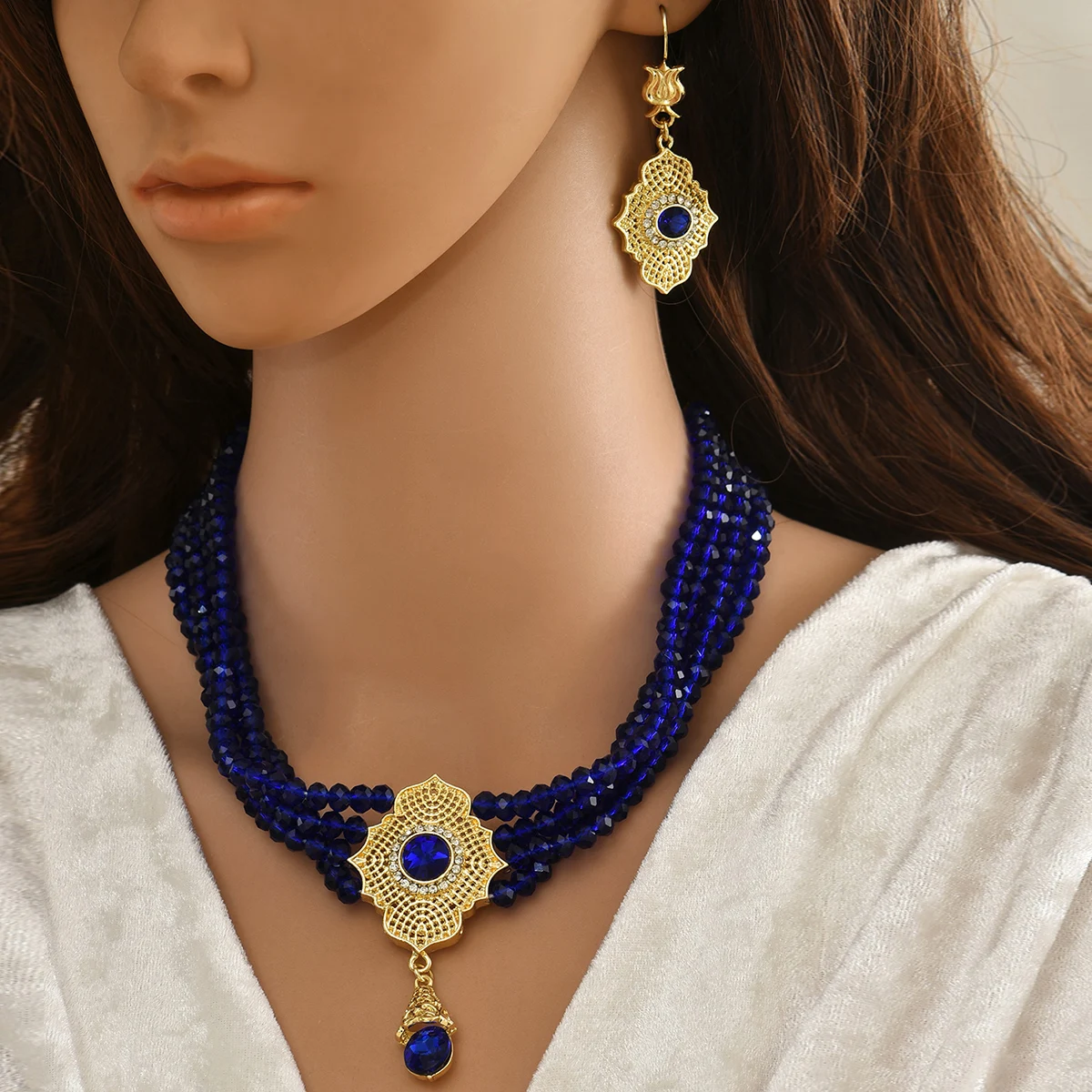 

Handmade Beaded Wedding Necklace And Earrings Set Moroccan Metal Accessories Versatile for Various Occasions Ideal Festival Gift