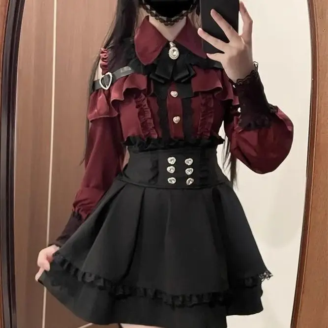 Jirai Kei Shirt-Outfit, Lolita Y2K Spitzenbluse mit kurzen und langen Ärmeln, süßer Kawaii-Stil für Damen, schwarzer Rock mit hoher Taille im japanischen Stil