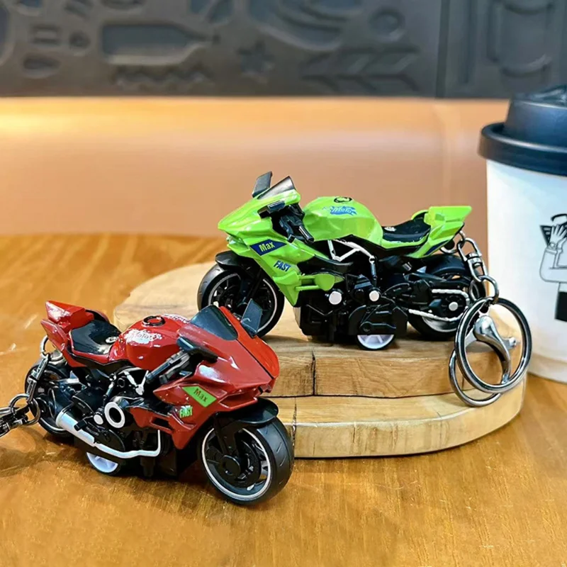 Pull-Back Alloy Plastic Motorcycle Keychain Mini Motorbike Race Model Replica Key Ring Accessories Backpack Charm Pendants