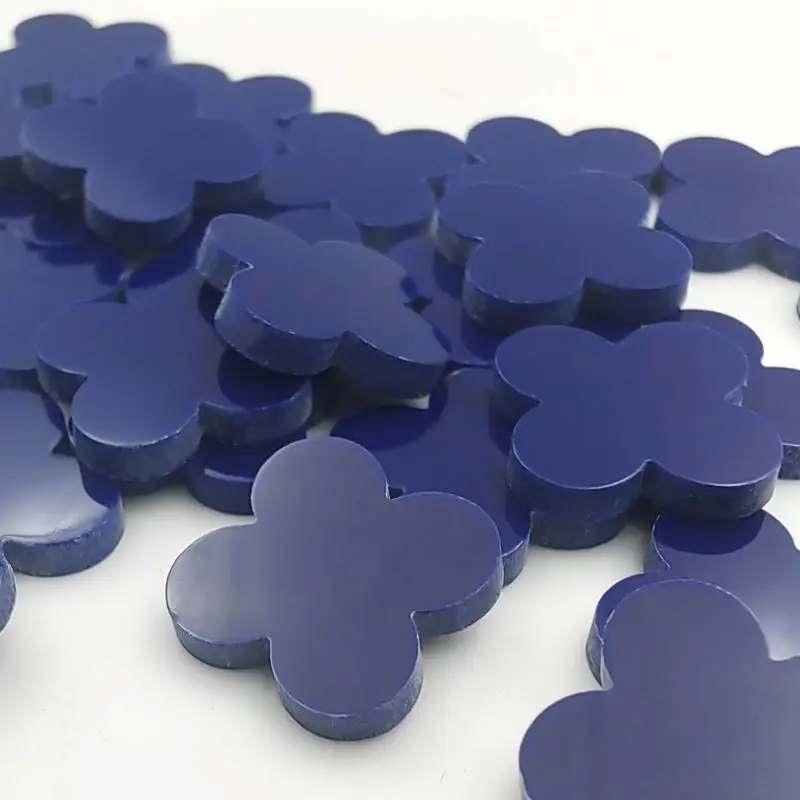 

200 шт./лот 8x8x2-20x20x2 мм Синтетический Синий Лазурит четырехлистный цветок