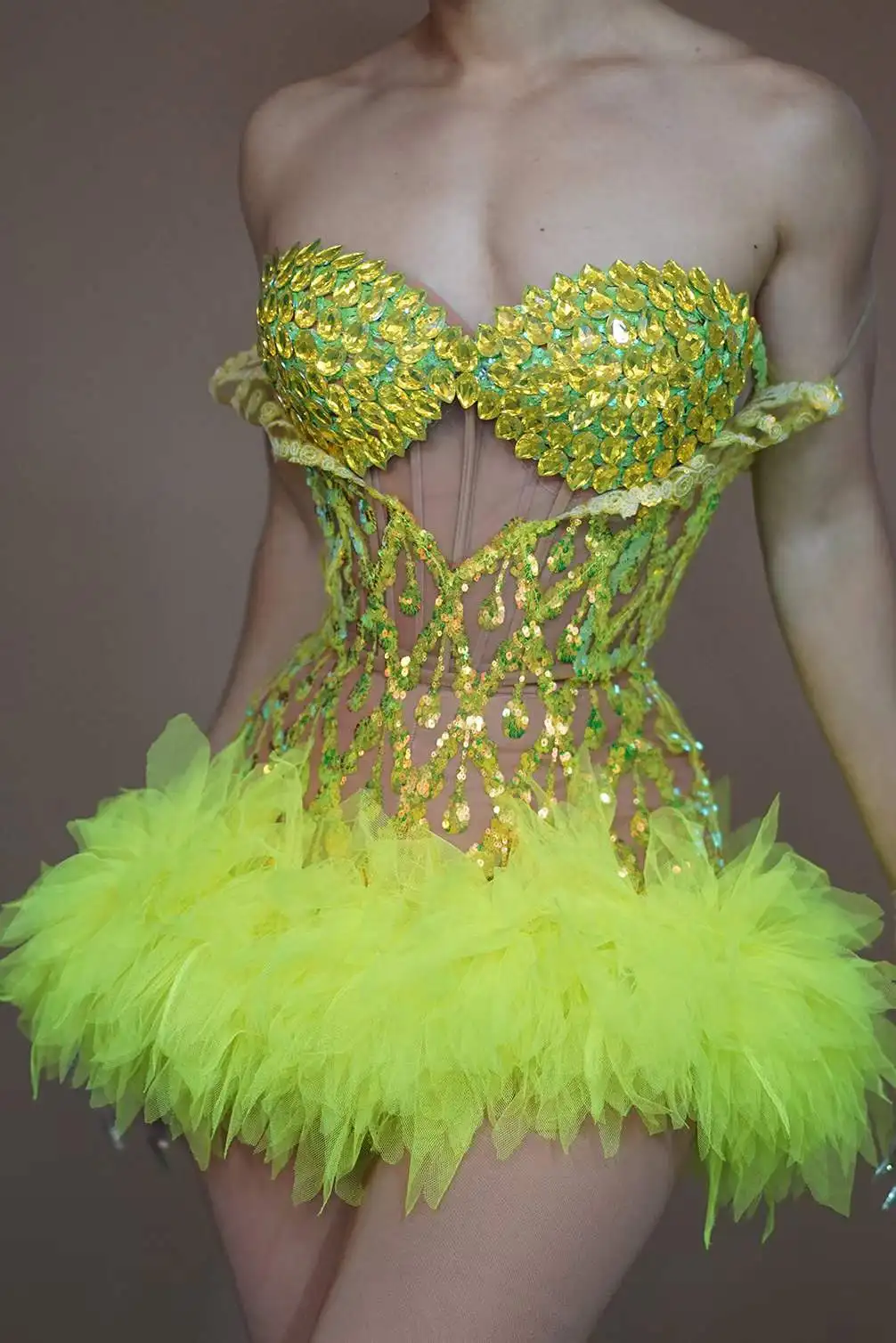 

Women Ruffle Mesh Rhinestone Sling Night Club Stage Las Vegas Show Sparkly Queen Dance Charming Sexy Dress 2025 New