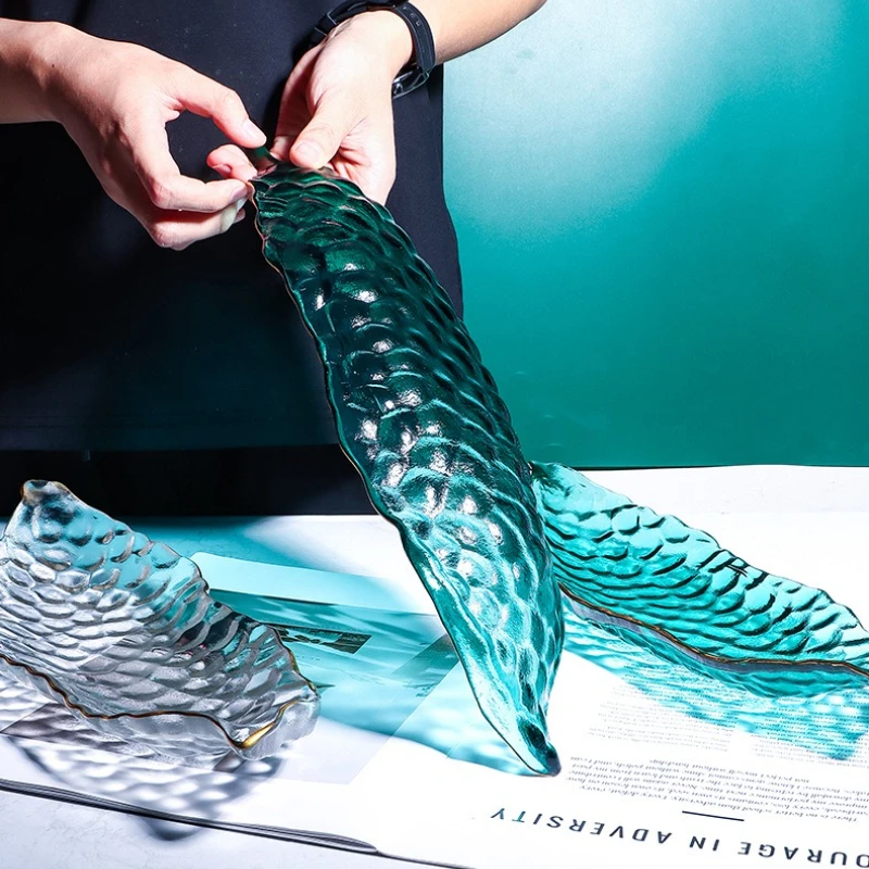 

1PC Phnom Penh Pea Plate Household Light Luxury Retro Glass Fruit Plate Creative Hammer Pattern Sushi Dried Fruit Snack Plate