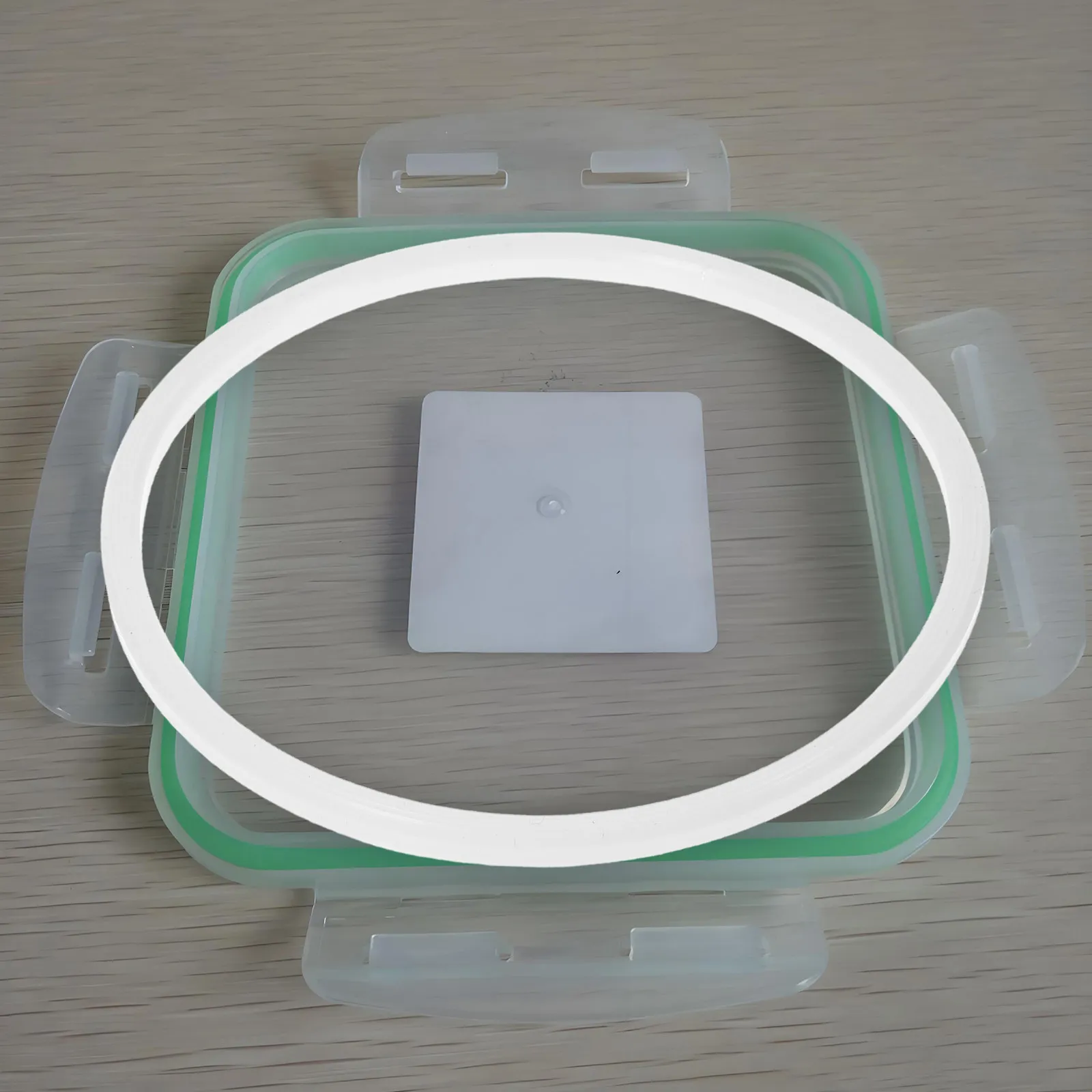 4Sets Soft Flexible Silicone Sealing Rings for Lunch Box Lids Replacement Gasket for Soup Sauce Leakproof Meal Prep Containers