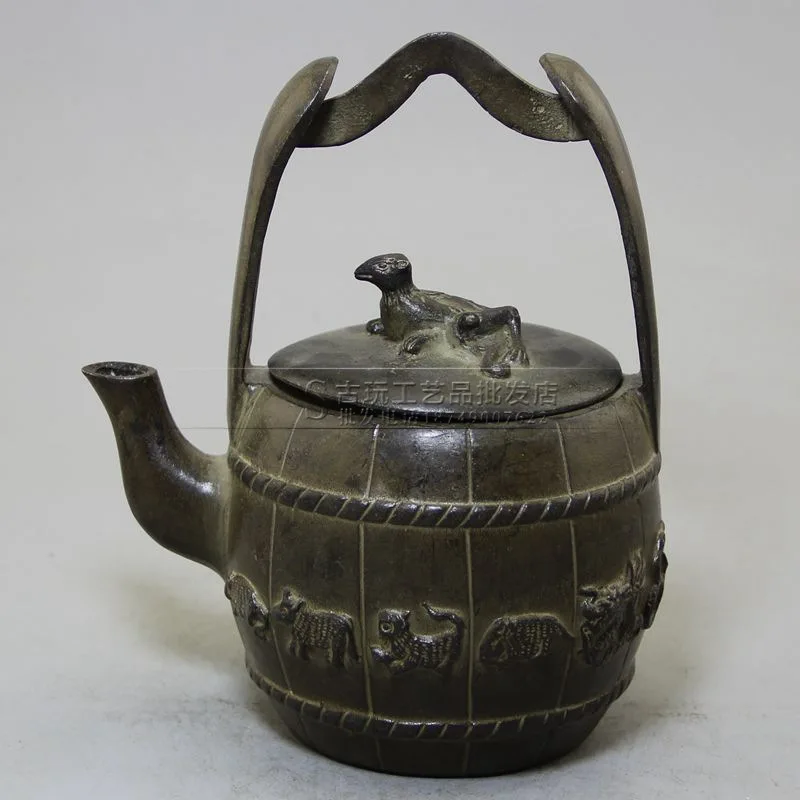 

Handicraft manufacturers wholesale copper ornaments, brass wooden barrel pot ornaments, made in the Qing Dynasty