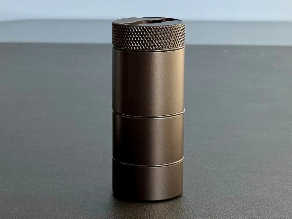 Travel Storage Debowler Vape Accessory - Perfect Companion for Your Vaping Sessions