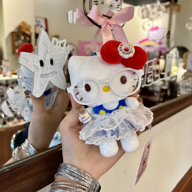 Breloczek pluszowy Sanrio Hello Kitty, zawieszka kawaii do plecaka, personalizowane modne akcesoria, prezenty dla przyjaciół na święta.