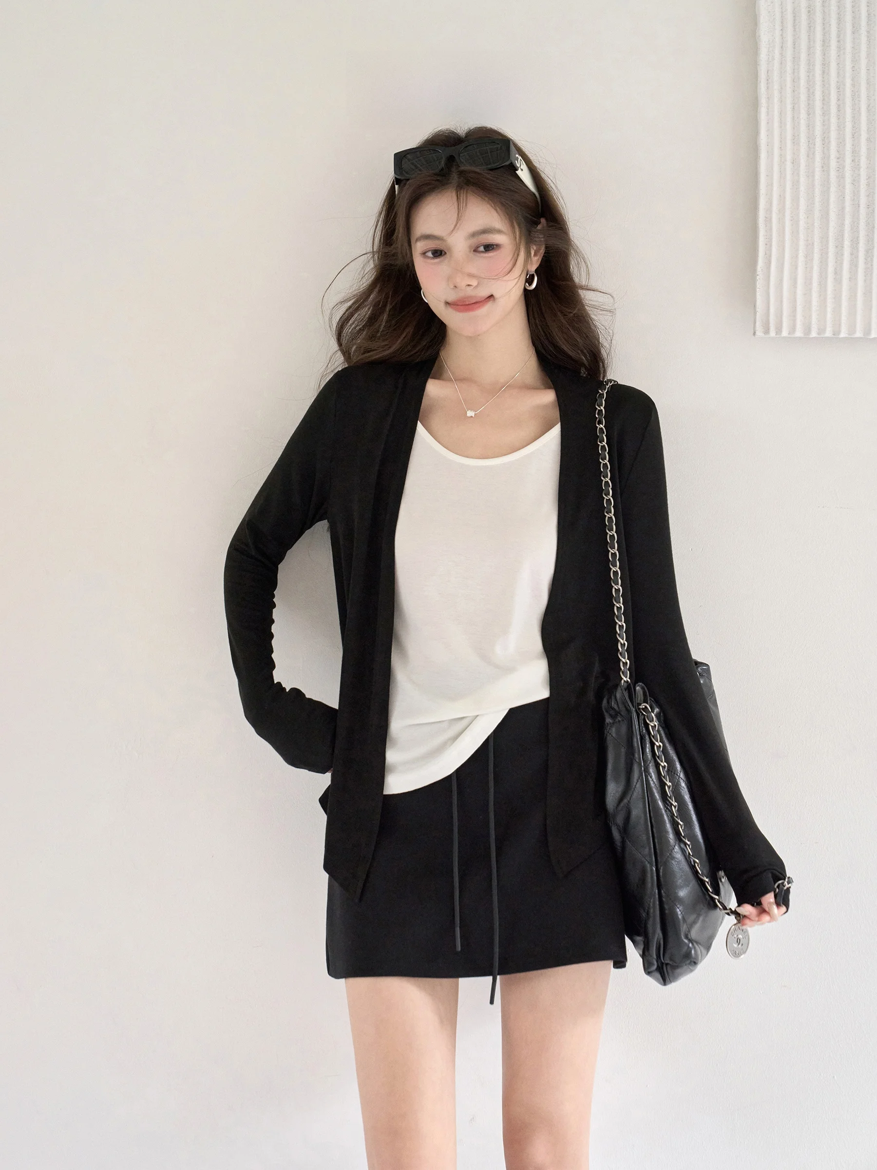 

Black Knitted Sun Protection T-shirt Women's Casual Style Long Sleeve round Neck Top by Yang Xue Cloud Sponge Cake Series