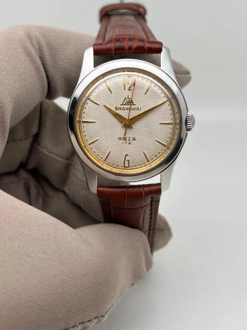 

Shanghai brand watch original A581 large three-hand manual mechanical watch wave pattern disc