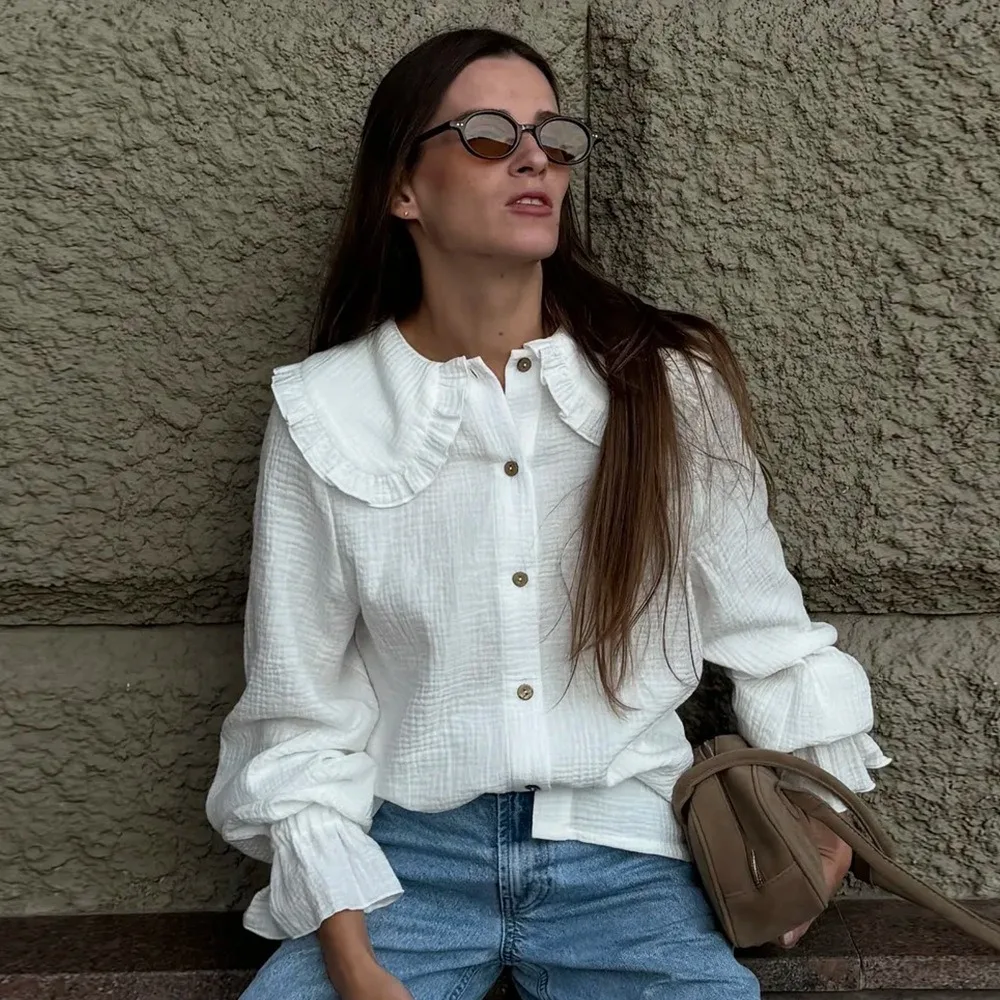 

Elegant Cotton Doll Collar Shirt Spring and Summer Women Simple Street Office Soft Ruffle Edges Lantern Sleeves Casual Shirt
