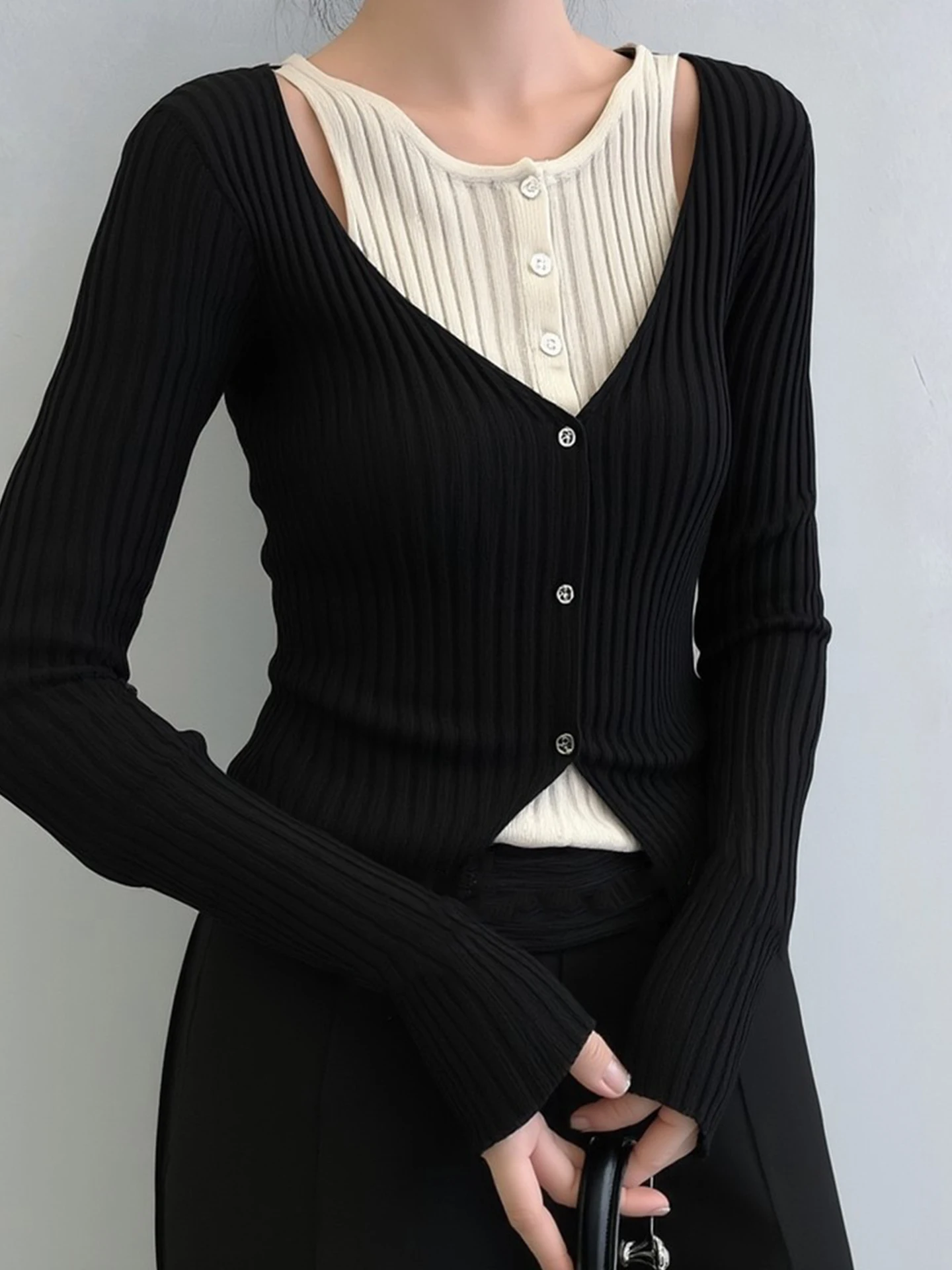 

French Style Hollow out Slim Fit Long Sleeve Knitted Sweater Soft Elegant Top Women's Fashion Autumn Winter Cardigan