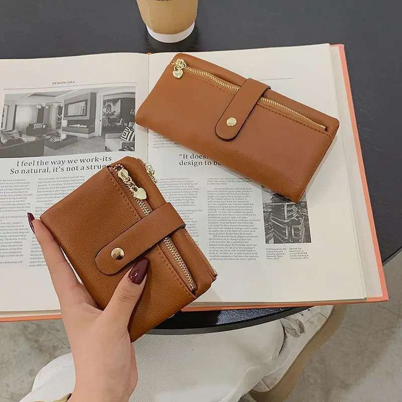 2025 موضة جديدة النمط الأجنبي محفظة المرأة بسيطة الرجعية الجلود الناعمة المتخصصة موضة سعة كبيرة حقيبة المحفظة الطويلة