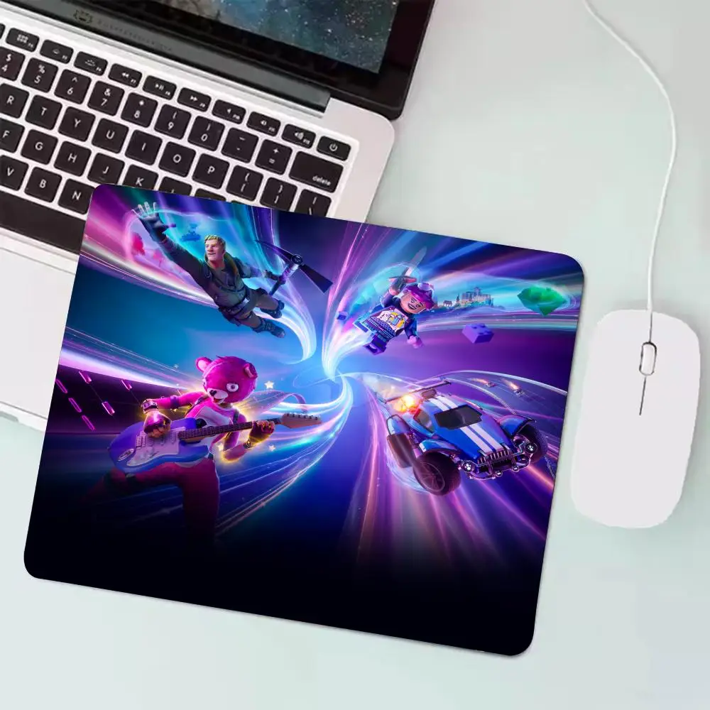 FORTNITES Mouse Pad PC Computer Mouse Mat Laptop Mice Mousepad Writing Desk Mats Office Keyboard Accessories 21x26 25x30 CM