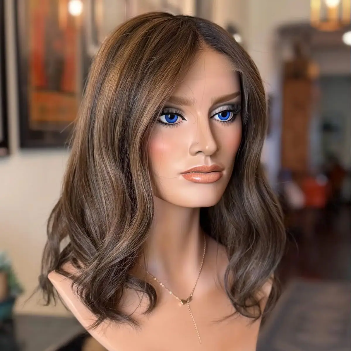 

14-дюймовый женский парик Ombre Brunette Brown со светлыми бликами Бесклеевые парики Синтетические волосы Реалистичная вечеринка Ежедневный парик для косплея