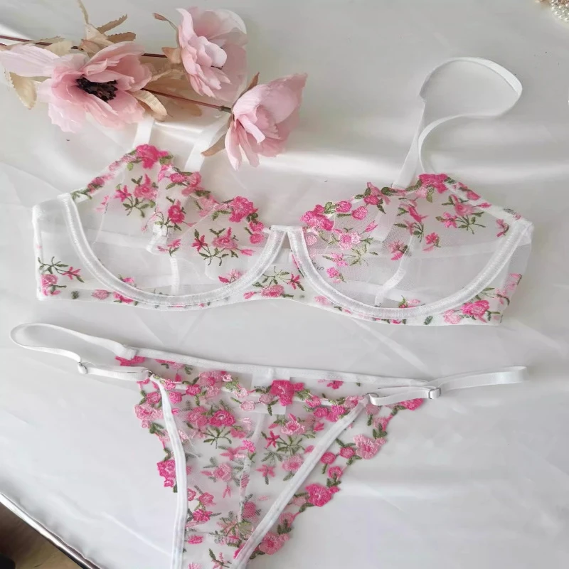 Soutien-gorge push-up ultra fin en dentelle brodée pour femmes, sans rembourrage, léger, doux, lingerie exquise, tailles 32-38