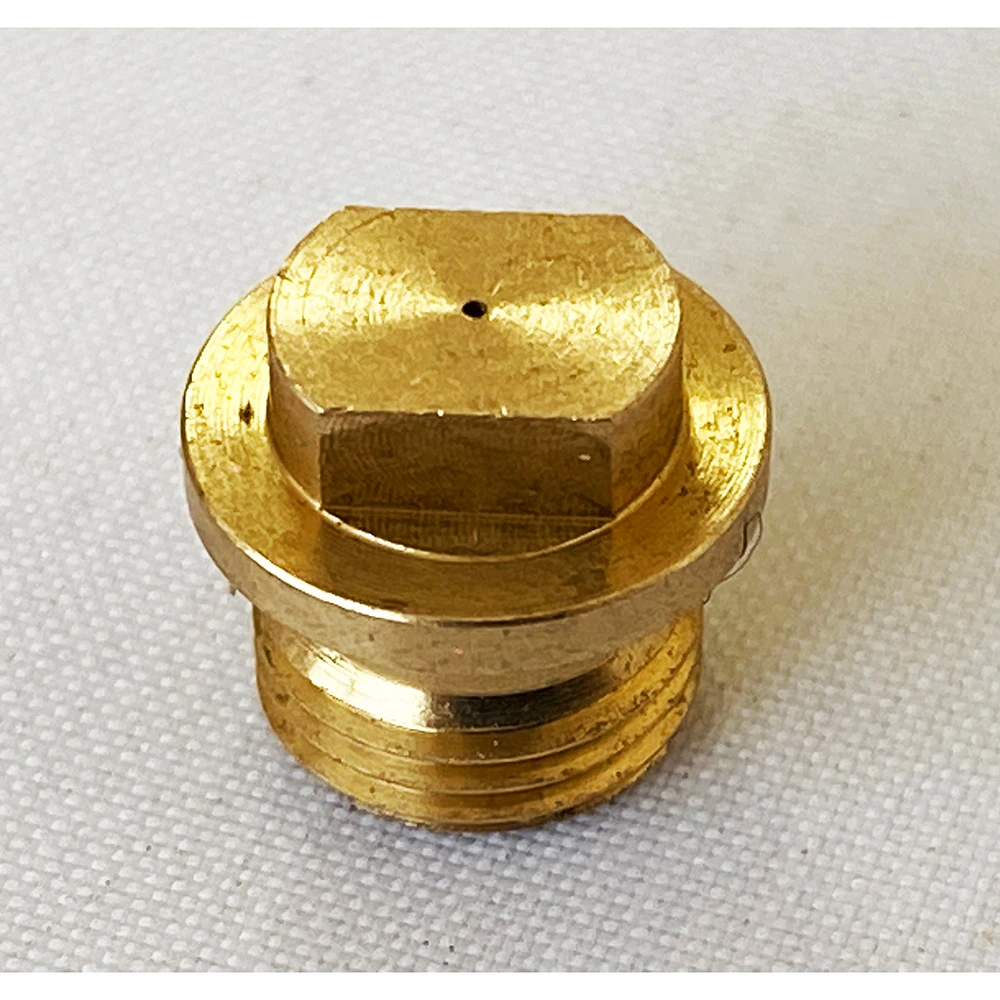 Accessories for IWALKER outdoor camping oil stoves, including valve assembly, nozzle cleaning pin, and a series of accessories.