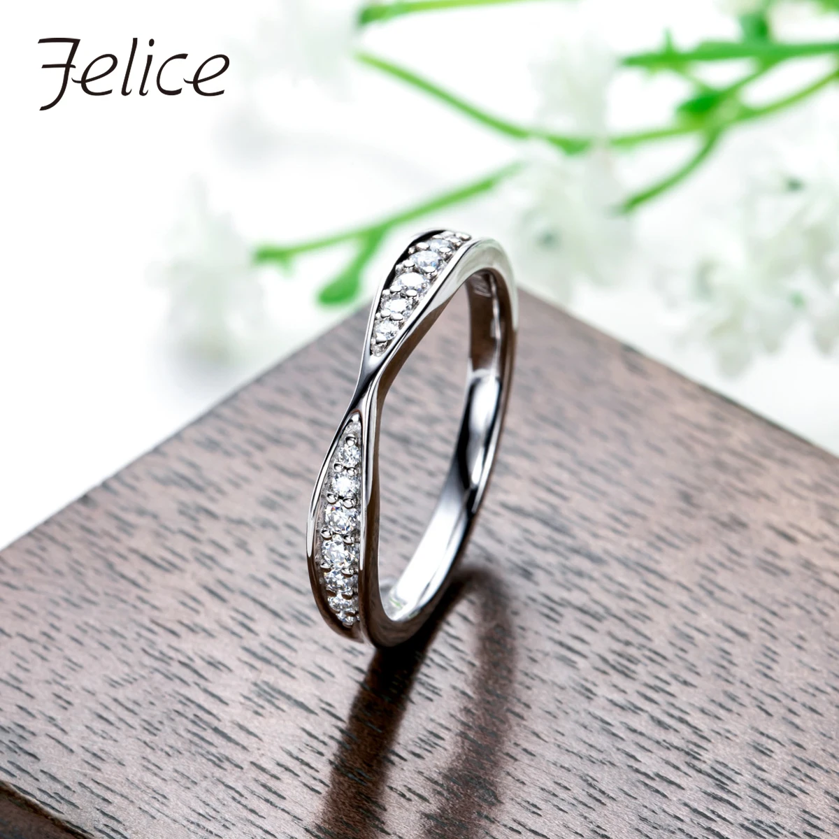 

Felice Moissanite Bow Shape Band Rings For Women 925 Sterling Silver Gold Plated Classic Wedding Band Stackable Rings Jewelry