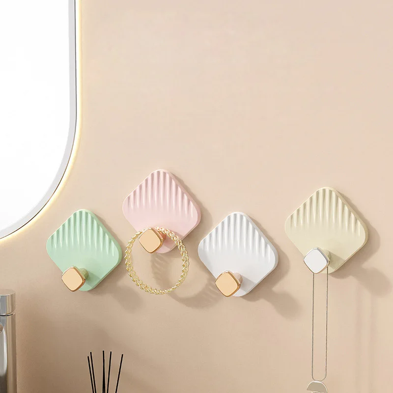 4pcs/Set Wall Coat Hooks Sea Shell Adhesive Sticky Clamshell Decorative Wall hangers for Hanging Coat, Robe, Bag, Towels, Hat