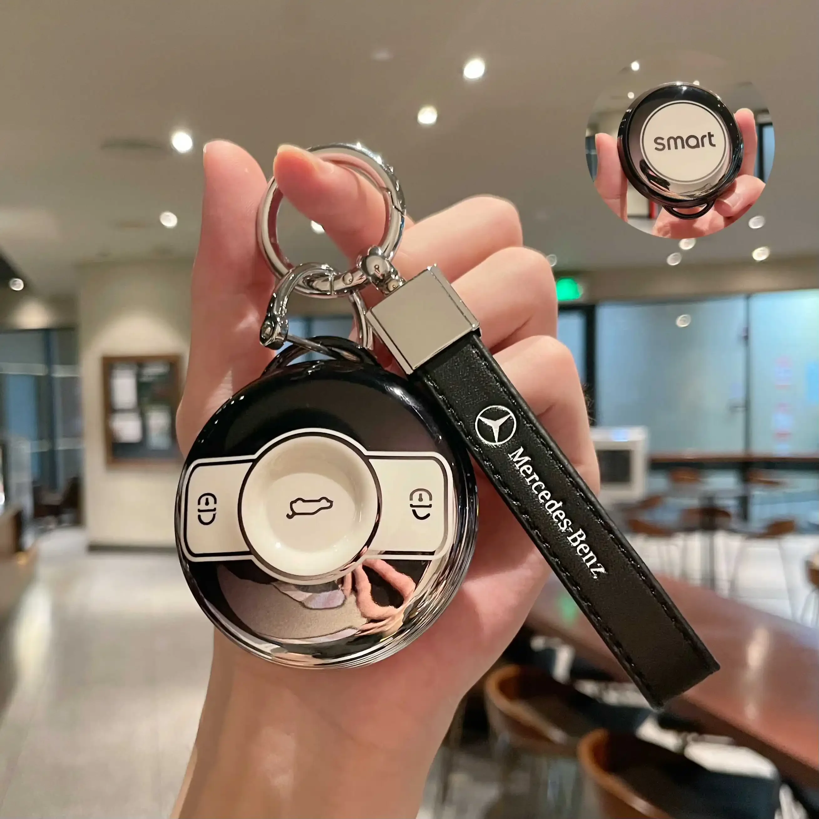 Suitable for 2024 new Mercedes-Benz Smart ForTwo Electric Drive/Electric Drive Pro car key cover TPU gradient