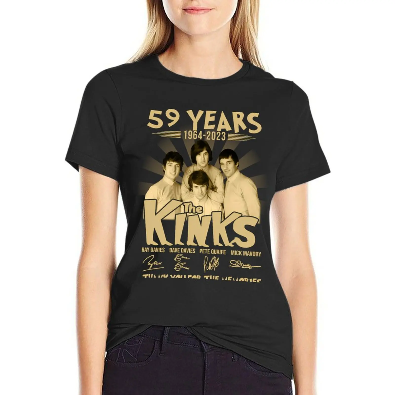 

59 years 1964 2023 the Kinks signatures thank you for the memories T-Shirt blacks plain t-shirt dress for Women graphic