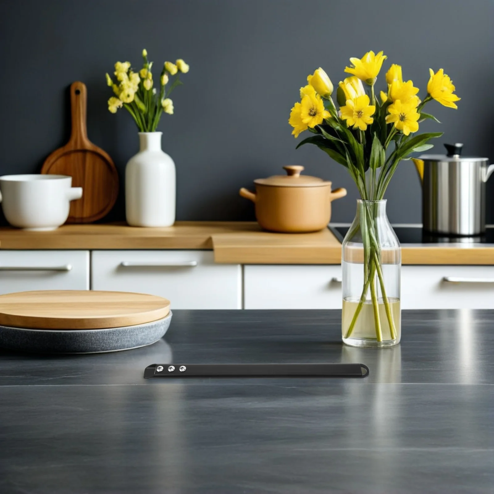 

High- Peel Handle with Long Wooden Grip Stainless Steel Blade for Professional and Home Use and Easy to