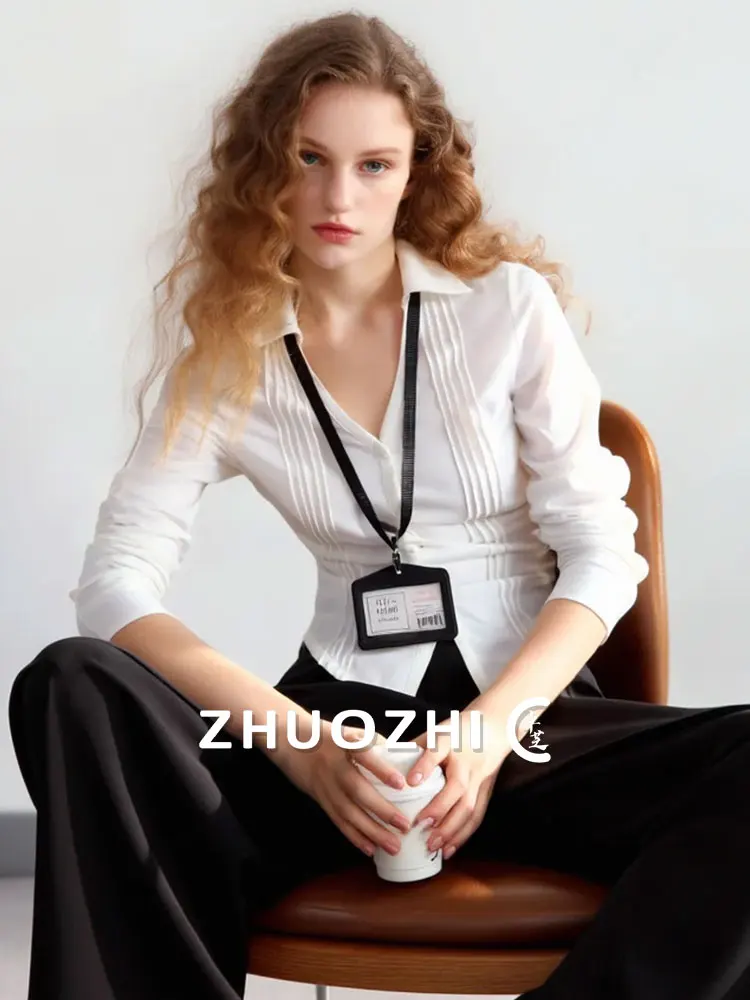 

Блузка ZhuoZhi Slim Fit с плиссированным подолом, белая, весна 2026, новая коллекция, французский стиль, длинный рукав, дышащая, приятная к телу