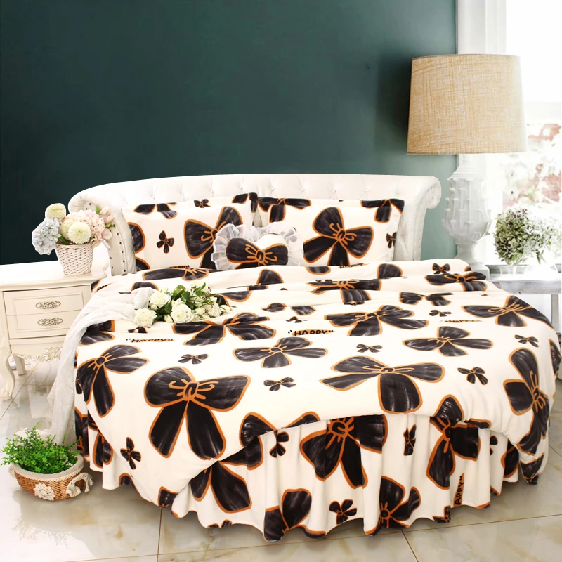 Black & White Spotted Milk Fleece Round Bed 4-Piece Set of Milk Fleece Anti-Static Winter Warm Plush