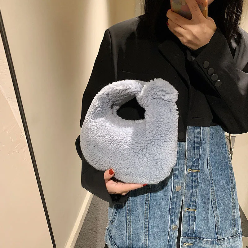 Winter New Lamb Wool Small Hobo Bag 2022 Fashion Knotted Faux Fur HandBag Women\'s Furry Short Handle Clutch Soft Plush Warm Bag