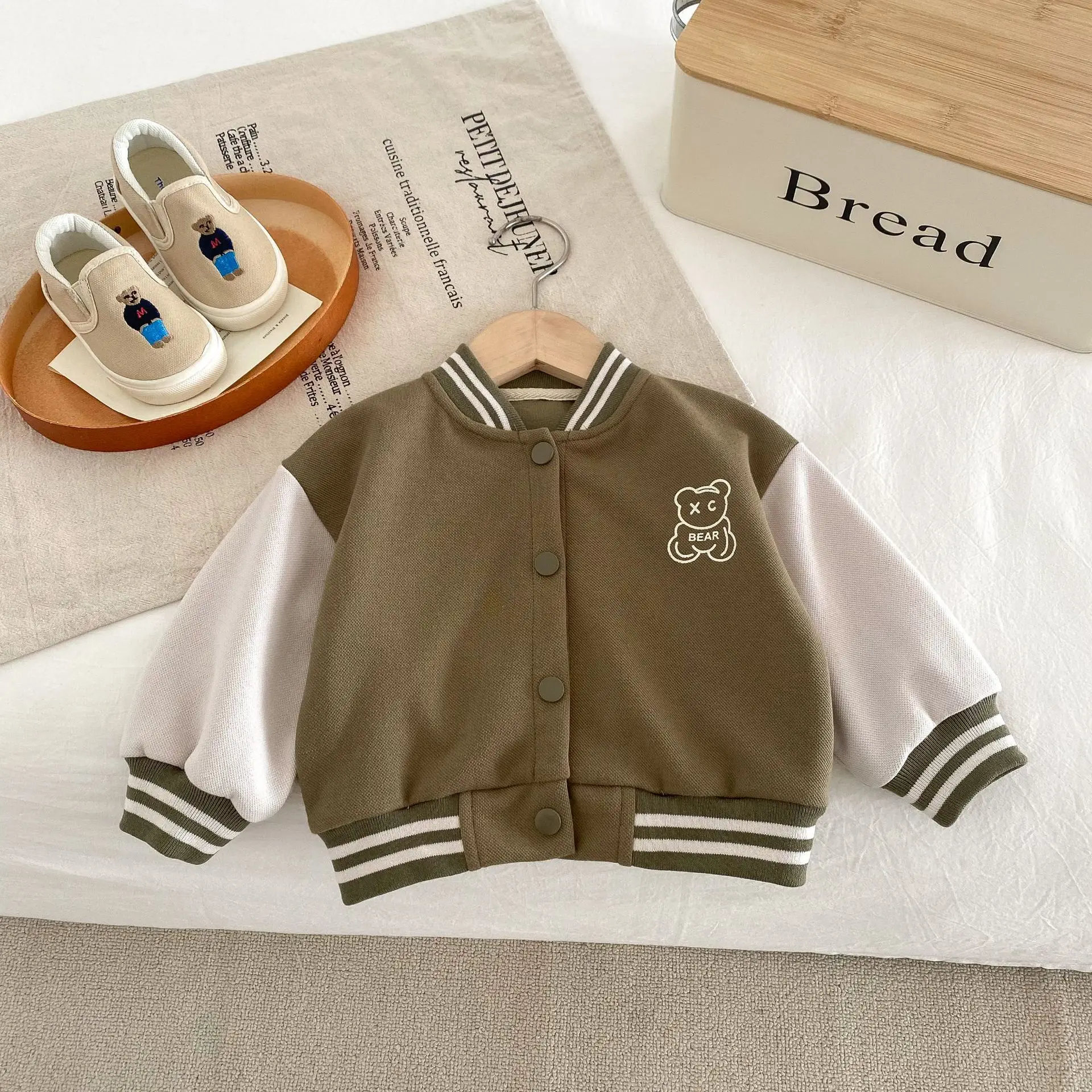 2024 Spring Autumn Kids Baby Boys Fashionable Baseball Jersey - Children Full Sleeve Patchwork Cartoon Bear Print Top Coat 3M-5Y