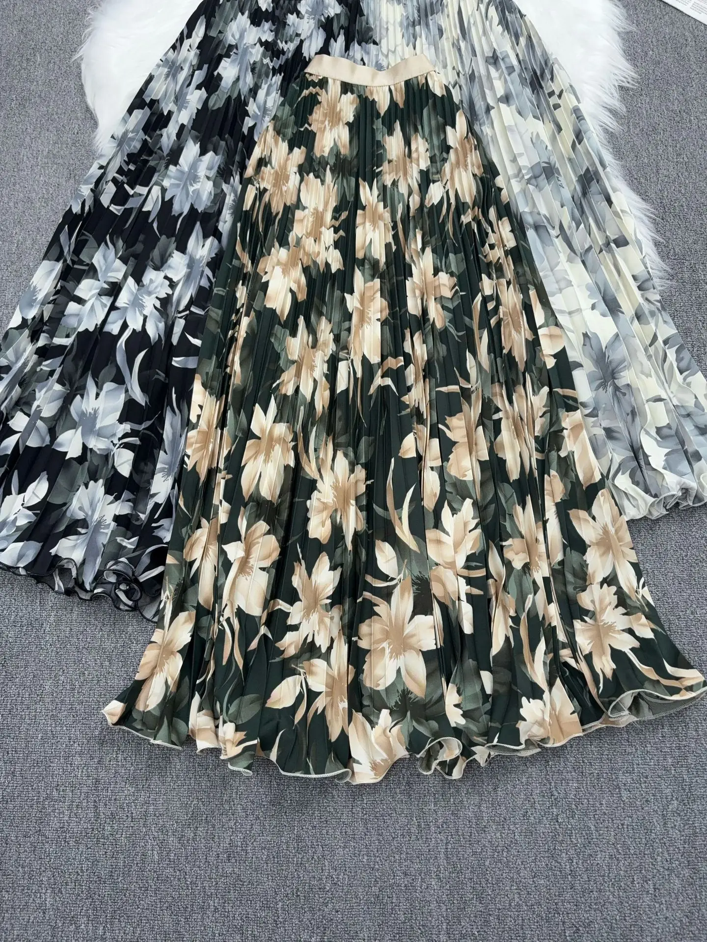 Harajuku Green Floral Print Pleated Maxi Skirt High-waist A-line Flowy Chiffon Skirt For Women Vintage Cottagecore Garden Outfit