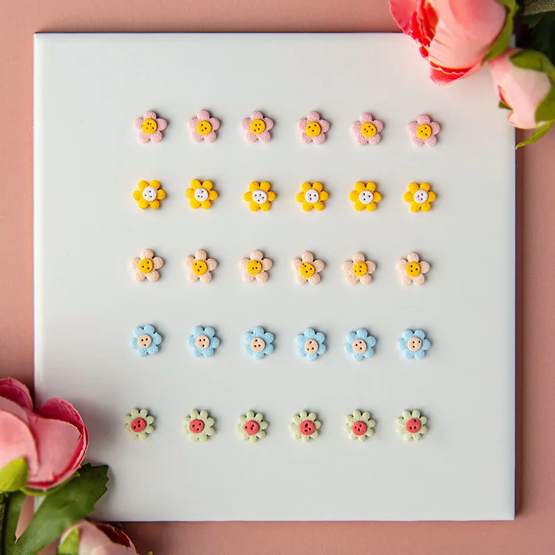10mm Mini Flower Polymer Clay Cutters Fresh Flower Combination Clay Molds for DIY Earring Pendant Jewelry Cutting Die Hand Tools