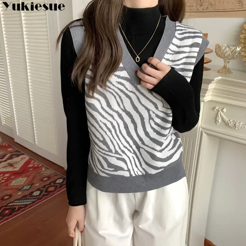 

Women's Sexy Sleeveless Knitted Vest 2025 Autumn Winter Leopard Sweater Crop Sleeveless Knitting Jumper Ladies V-Neck Pullovers