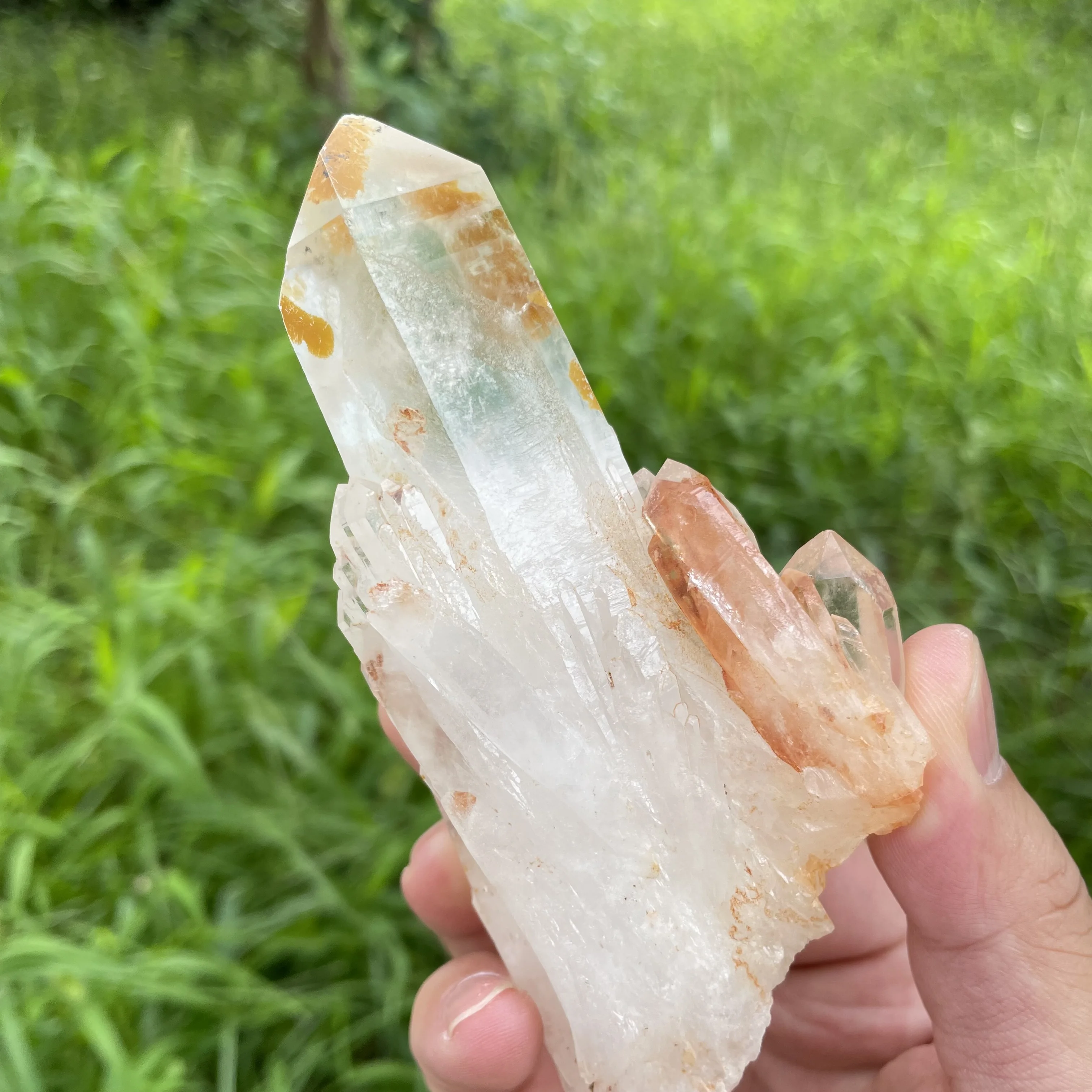 253g Natural Clear Quartz Tower White Crystal Points Candle Pineapple Cluster Reiki Healing Stone Home Decor Top Small Damage 03