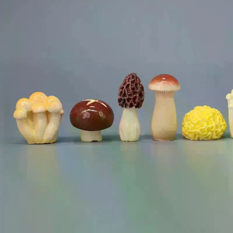 Resin Micro Landscape Fairy Garden Decoration Cute Mini Mushrooms Desk Ornament Colorful Desktop Model For Indoor Outdoor 8Pcs