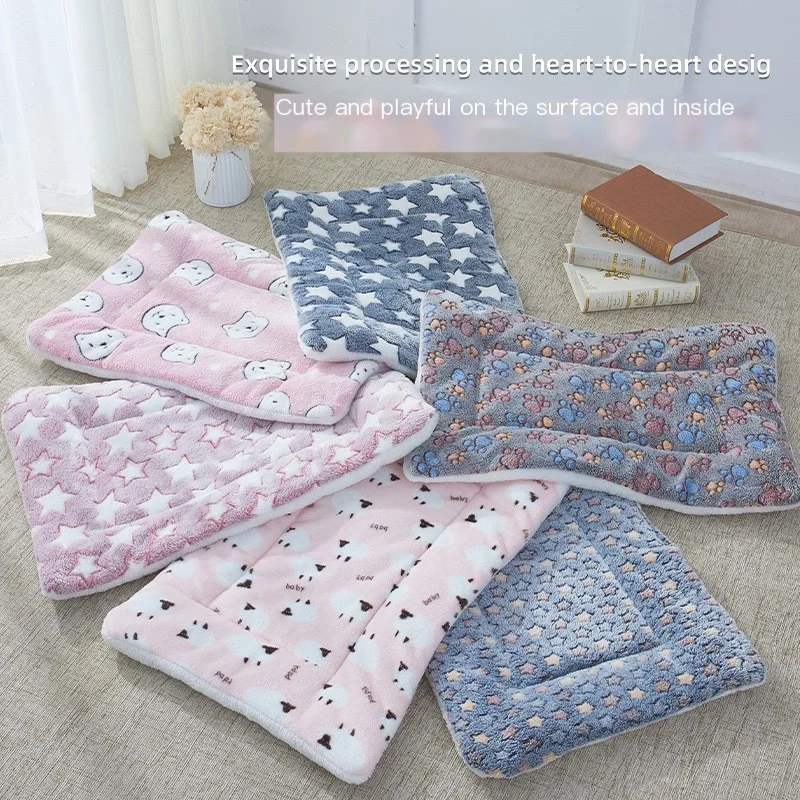 

Pet Mat Dog Bed Cat Bed Thicken Sleeping Mat Pet Blanket For Puppy Kitten Dog Bed For Small Large Dog Cushion Dogs Accessories