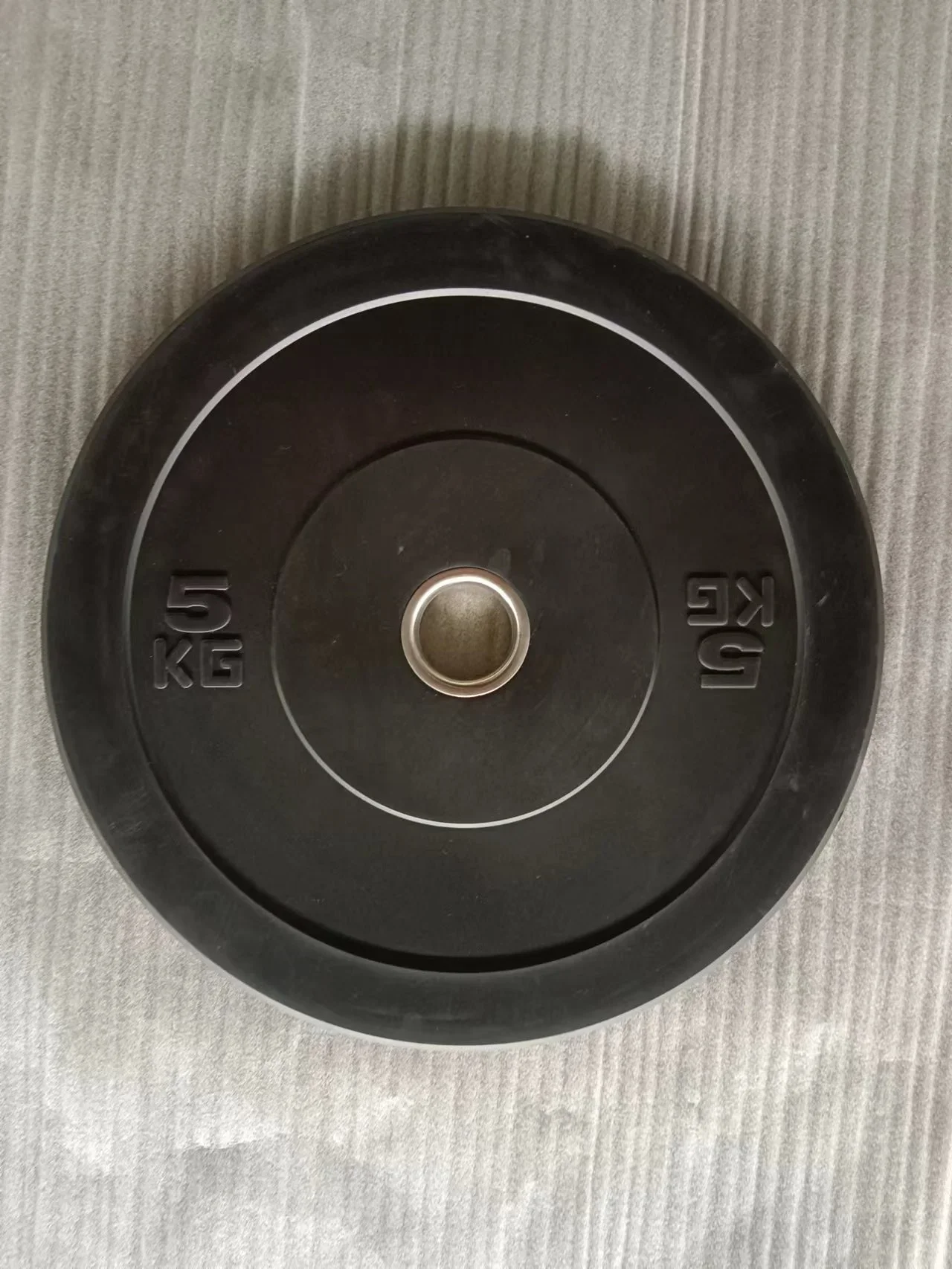 Black Free Weights and Weightlifting Barbell with Durable Bumper Plate