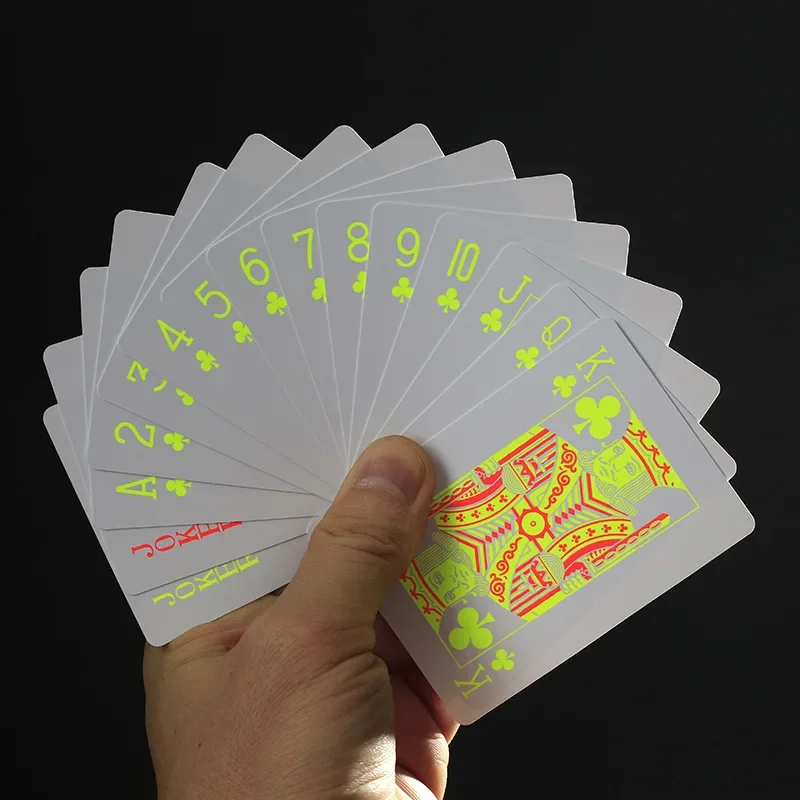 

63x88mm Plastic Pvc Waterproof Poker Deck Fluorescence White Playing Cards Set Magic Novelty Collection Pokers