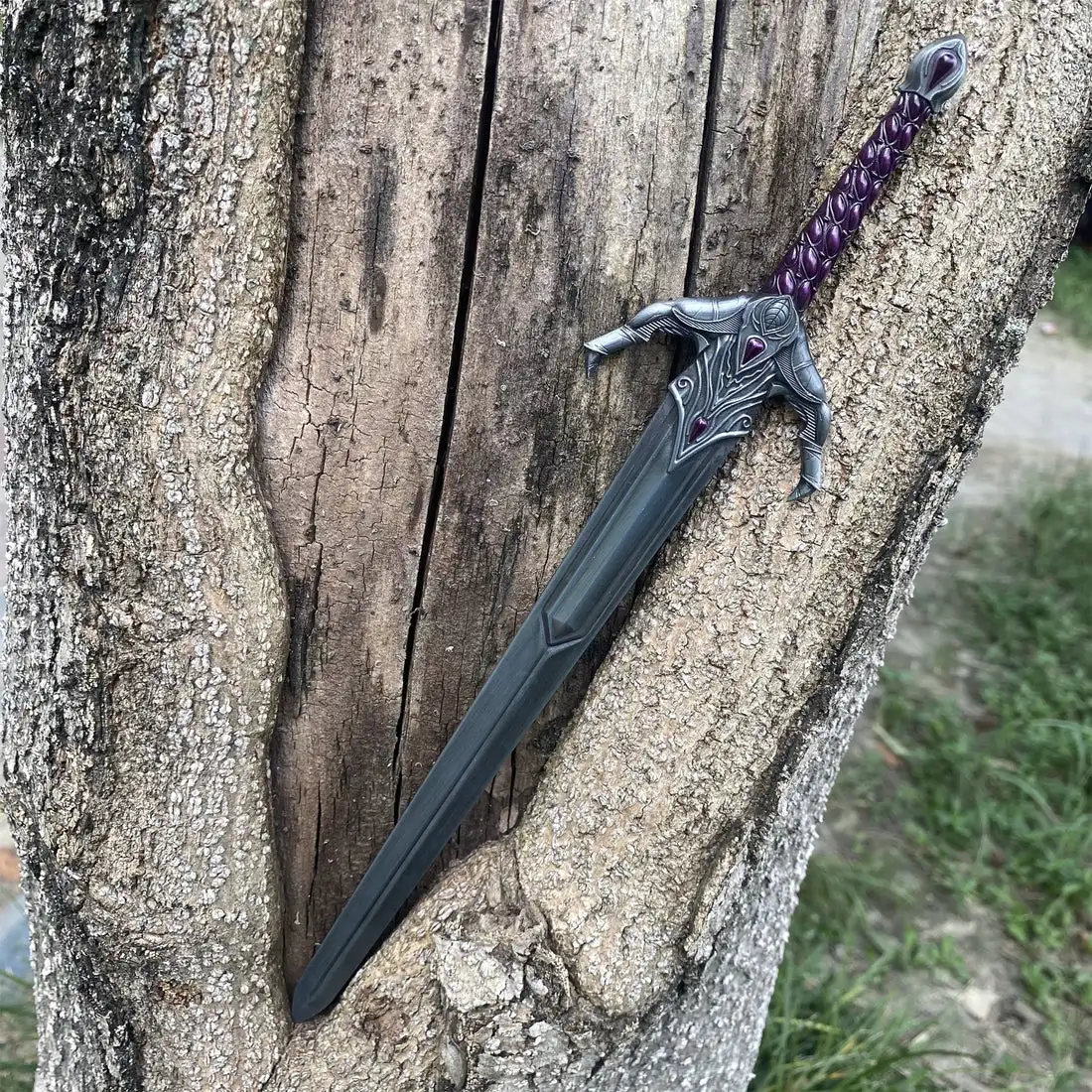 30cm Umbra Game Sword Desktop Ornament Zinc Alloy Unsharpened Knife Toy Decorations Optional Display Stand Boys Gifts view 5