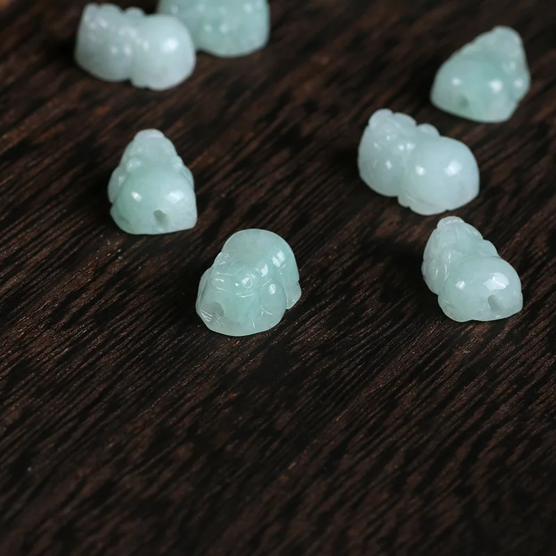 

2pc Natural Emerald Jadeite Pixiu Pendants Emerald DIY Bracelet Earrings Jewelry Fashion Accessories Gift for Men Women Charm